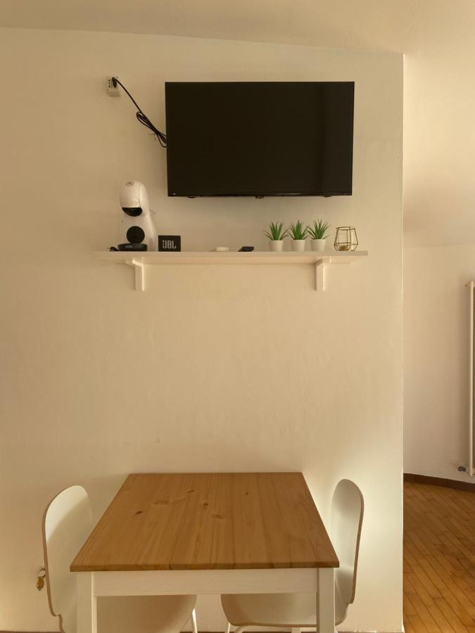 Charming Studio Next To Fiera With Terrace And Parking Pero Exteriör bild